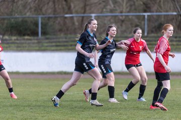 Bild 235 - wBJ VfL Pinneberg - Waldd�rfer SV : Ergebnis: 5:0